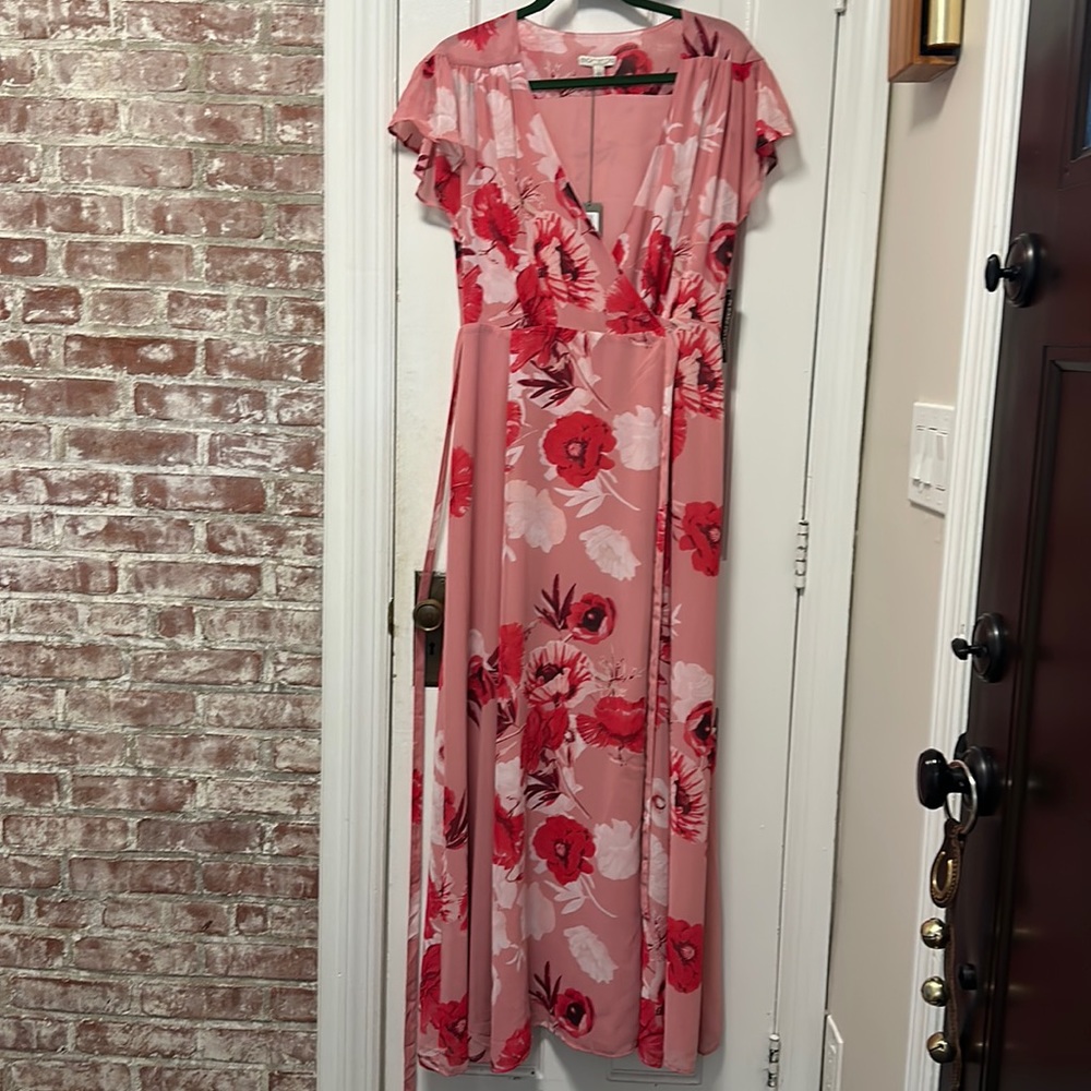 Eva Mendes wrap maxi